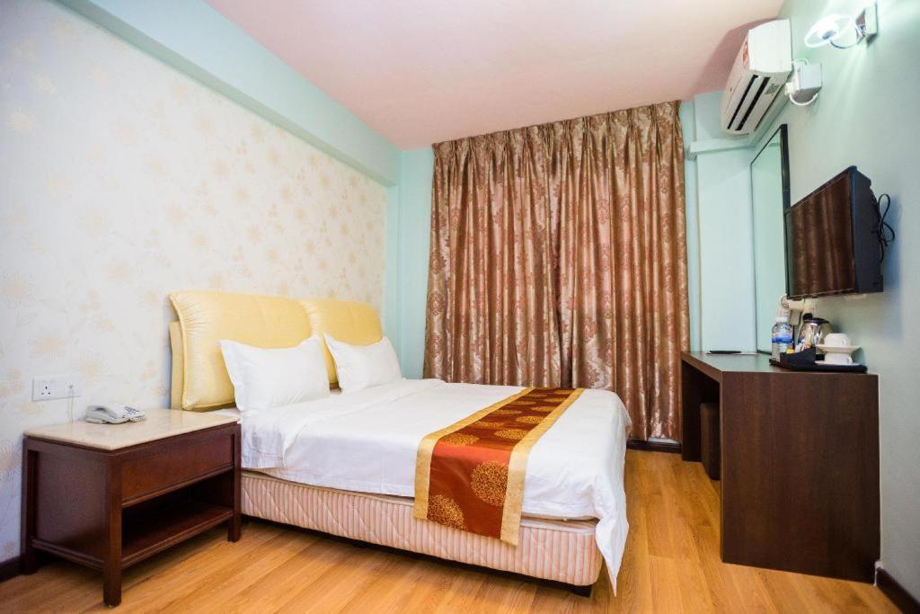 Hotel Zamburger Grand City Malacca Luaran gambar
